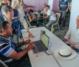 ECUADOR: Prefectura realiza carnetización en Samborondón