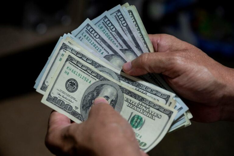 ECUADOR: Comisión analiza prohibir el cobro de intereses sobre intereses en créditos