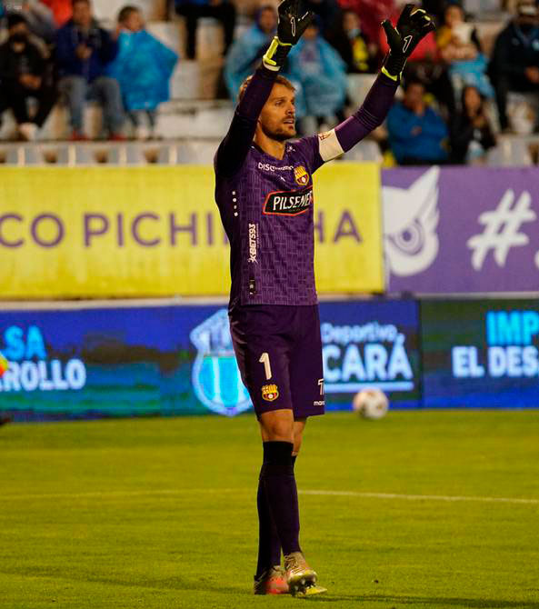 Deportes Javier Burrai 100 Partidos Con Barcelona Sc Y Un Presente