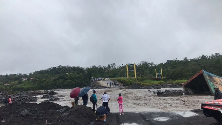 ECUADOR: Se anuncia condonación de deudas de hasta USD 10.000 para afectados por el invierno