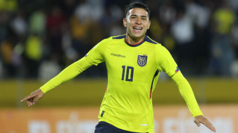 Kendry Páez jugará en el Chelsea y firmará contrato a largo plazo