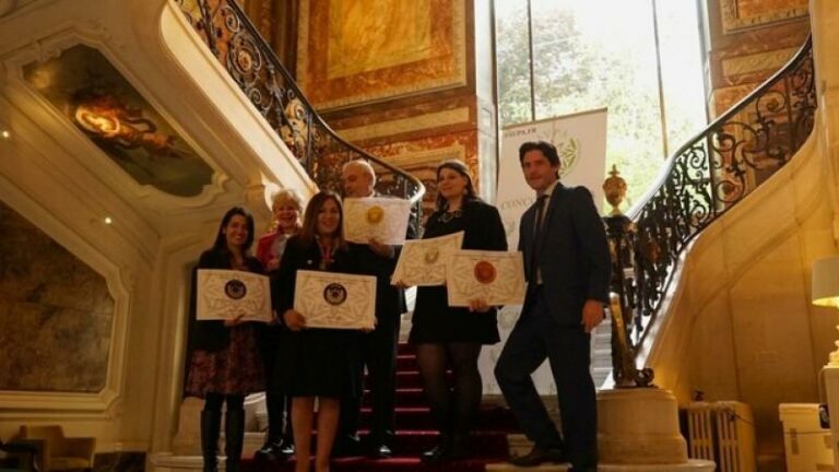 Internacional: Perú gana 23 medallas en concurso Internacional de Chocolates en París