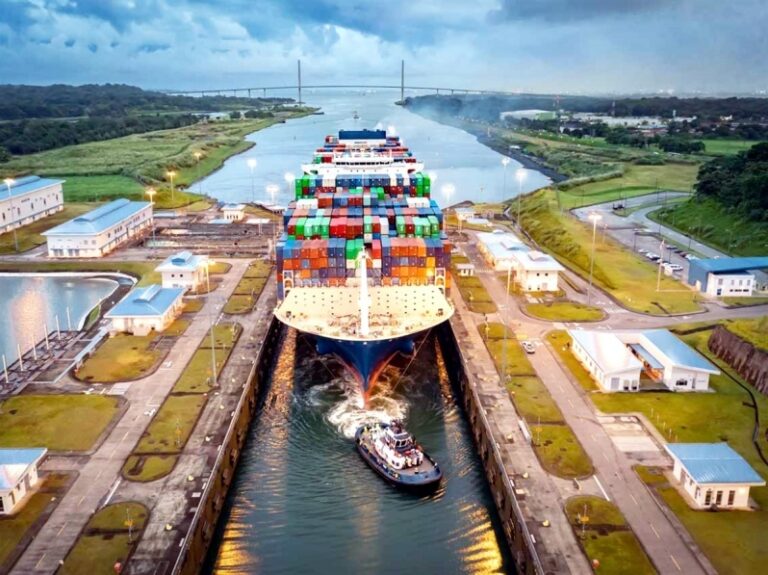 INTERNACIONAL: Canal de Panamá aumenta cupos diarios de tránsito en Esclusas Panamax