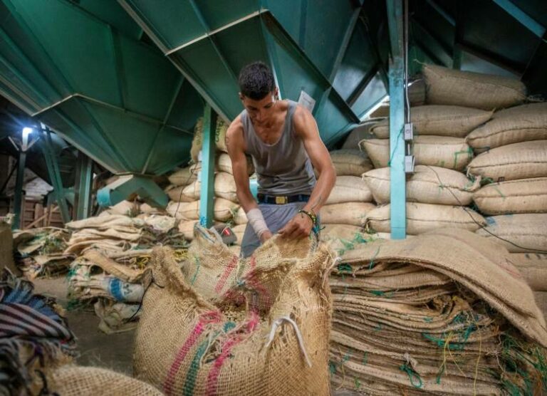 INTERNACIONAL, COLOMBIA:  Cafetaleros solicitaron al Gobierno  activar el Fondo de Estabilización de Precios del Café.