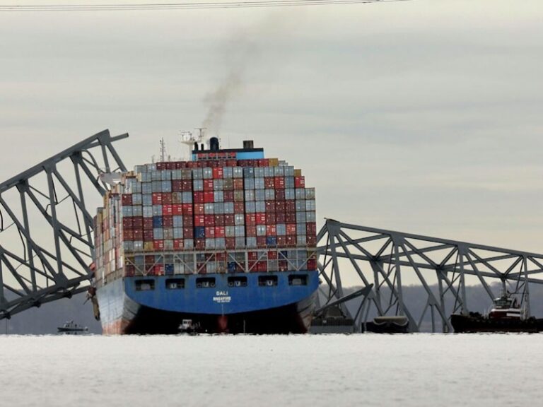 INTERNACIONAL: Puerto de Baltimore podría reabrir sus operaciones con normalidad a fines de mayo