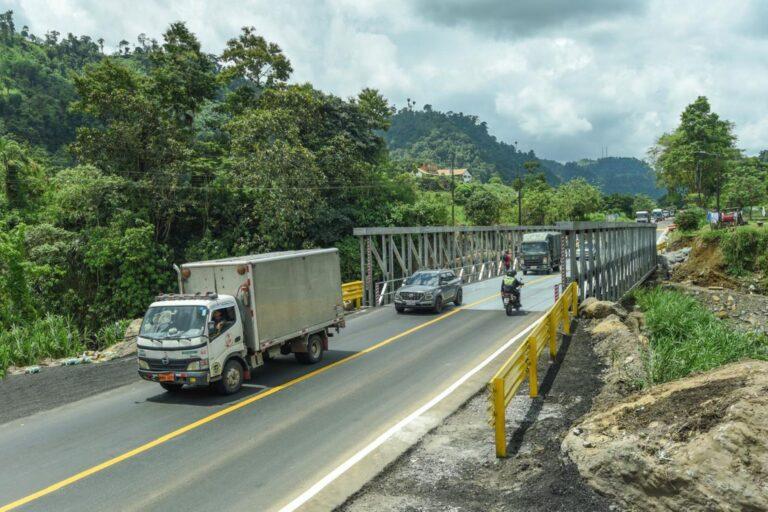 Inauguración del Puente Delta Restablece Conexión  entre Pichincha y Santo Domingo