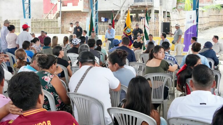 “Productores agrícolas de Manabí reciben  apoyo  para fortalecer su sector”