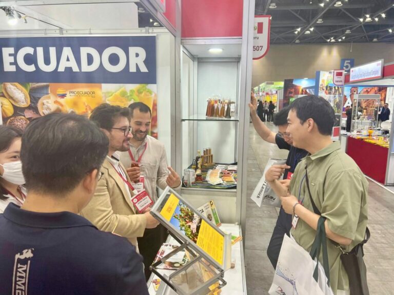 Ecuador exhibe su oferta exportable de alimentos en Corea del Sur
