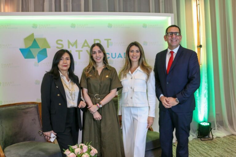 Último día del VII Congreso Smart City Ecuador 2024:  Zonas Francas como impulsores clave de las Ciudades Inteligentes