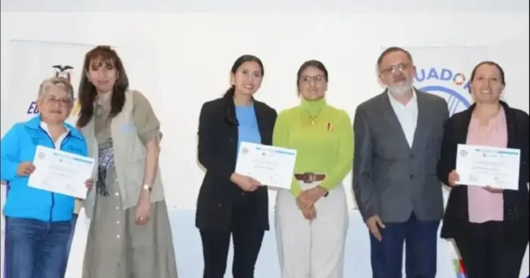 INIAP y FAO Destacan el Trabajo de Mujeres Científicas en la Agricultura Ecuatoriana
