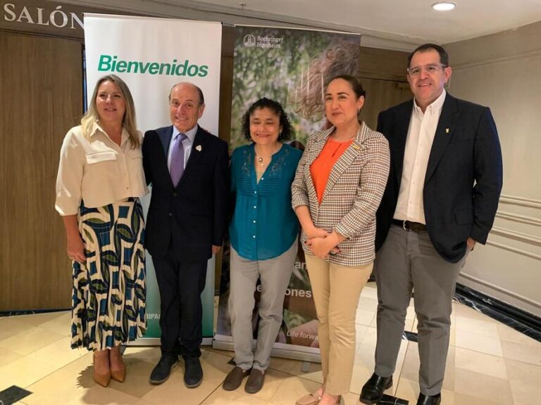 Prevención de enfermedades transmisibles en mascotas la clave para la salud familiar