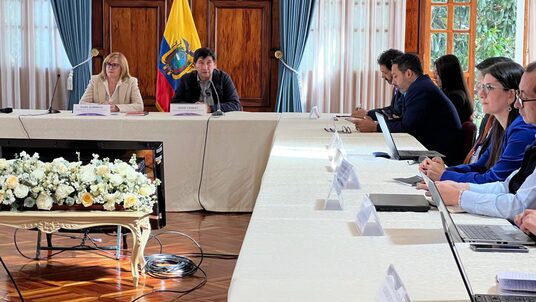 Ecuador avanza en sostenibilidad en exportaciones con Comité Interinstitucional