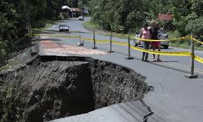 ECUADOR: Ocho vías  se encuentran cerradas, este 12 de marzo