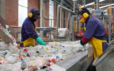 Certificación ISO 50001 llega a nuevo sector industrial en Ecuador