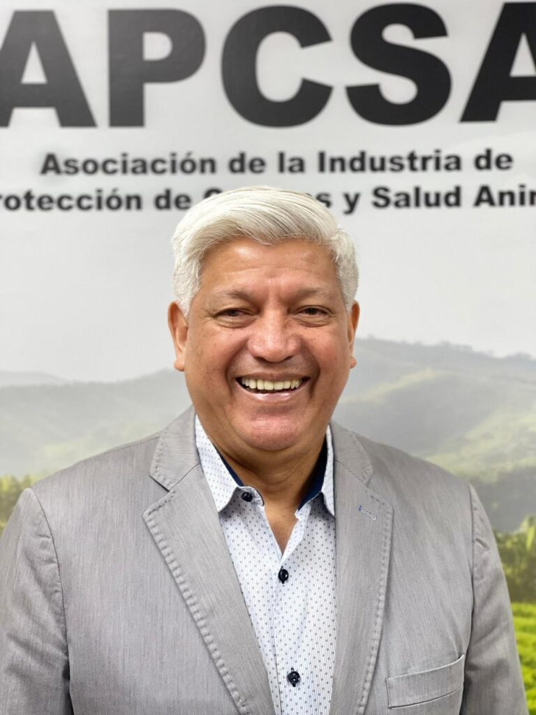 ECUADOR: Cambios en la directiva de APCSA