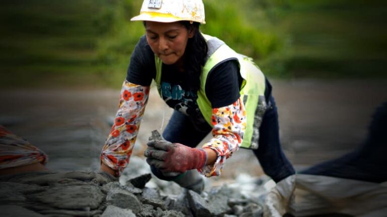 ECUADOR: Lanzan escuela para una minería artesanal más responsable y libre de mercurio