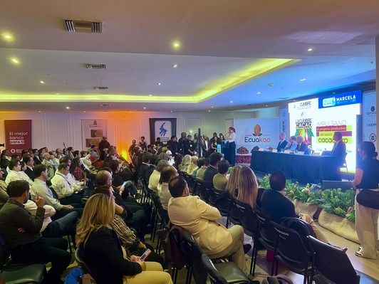 ECUADOR: Con un llamado a fortalecer la cadena productiva del cacao, se inauguró la Cumbre  en Guayaquil