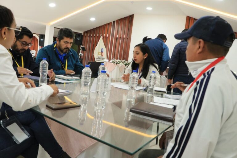 ECUADOR: Productores de leche negocian directamente con industrias en Latacunga
