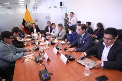 ECUADOR: Comisión recomienda archivar proyecto de Ley Interpretativa sobre el precio de la leche