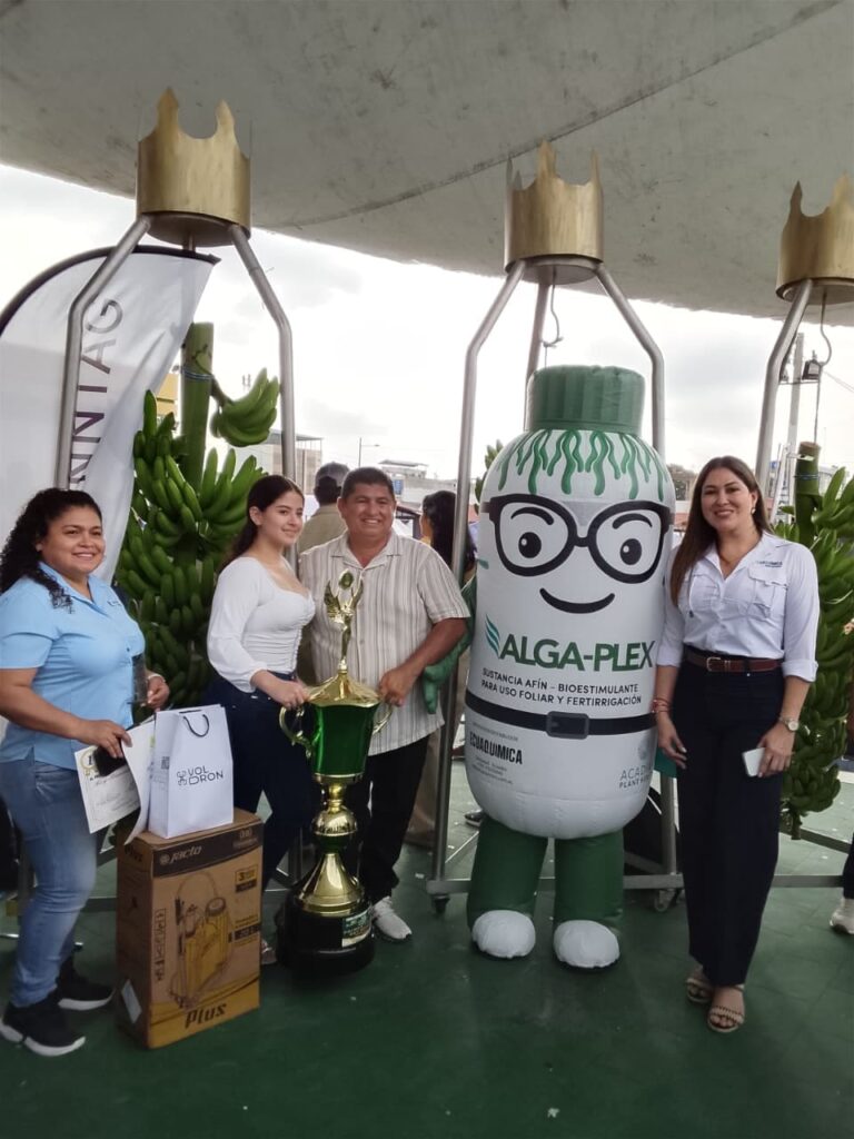 ECUADOR:  Ecuaquimica y Syngenta premian la excelencia bananera en la Feria Mundial
