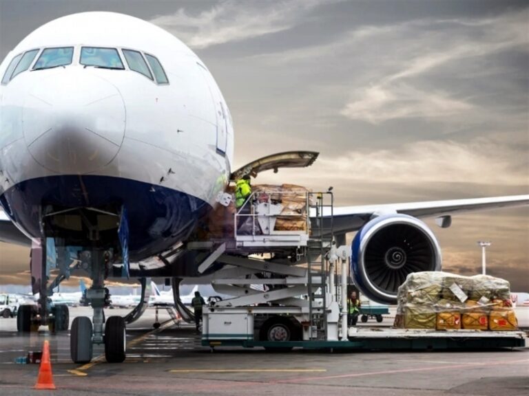 IATA actualiza manuales 2026 con más de 100 mejoras en seguridad y operaciones